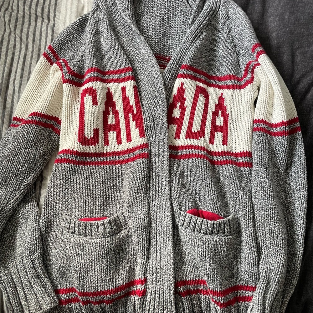 Silver Icing Cotton Country Gray and Red Women's Canadian Cardigan - Picture 4 of 7